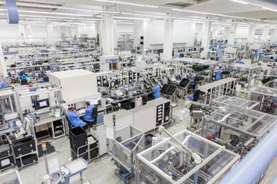И многое другое производят в. Siemens Factory. Цифровая фабрика Digital Factory. Завод Сименс в Амберге. Автоматизация производства.