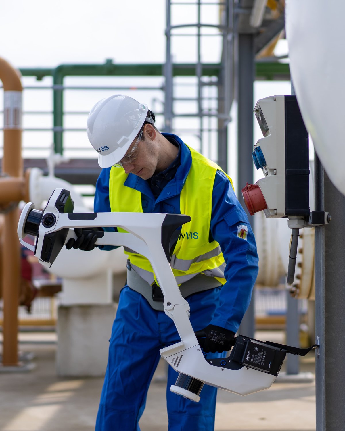 Oil and gas giant upgrades complex project planning with NavVis VLX